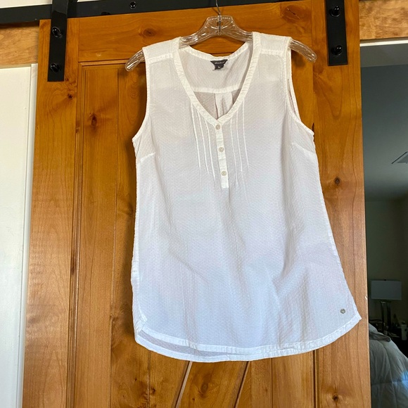 Eddie Bauer Tops - Eddie Bauer gauzy white tunic tank